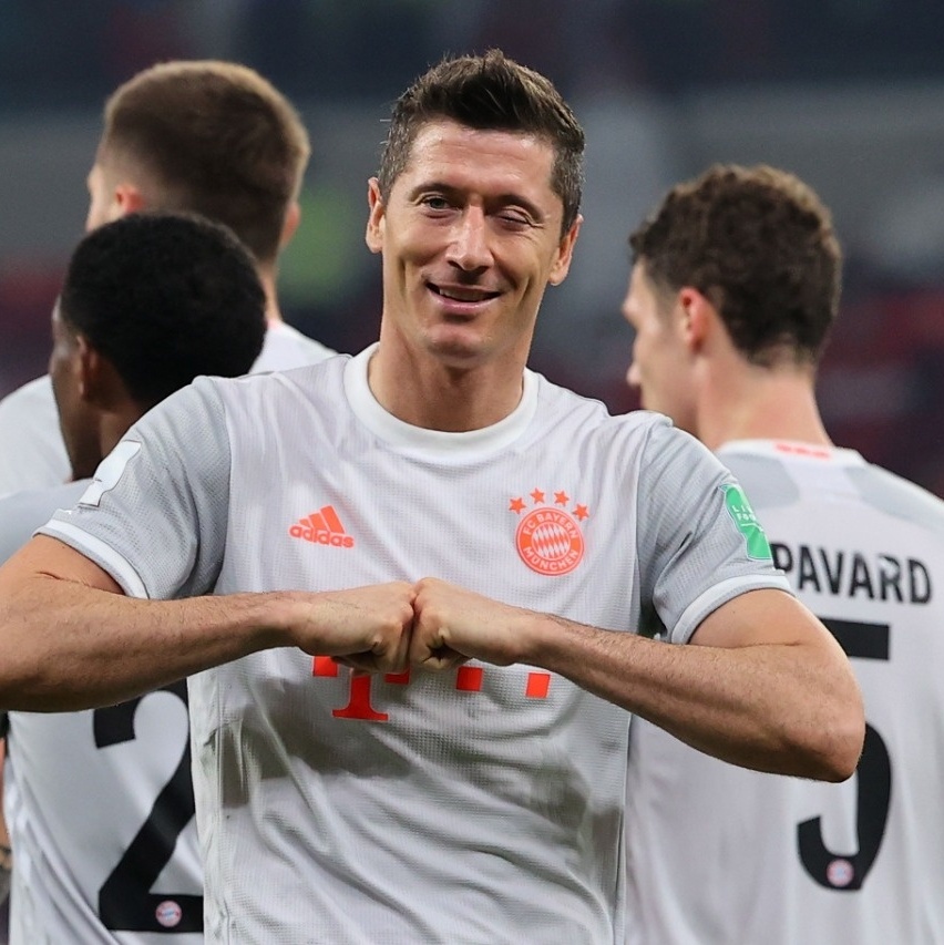 Lewandowski é eleito o melhor jogador do Mundial de Clubes; Gignac