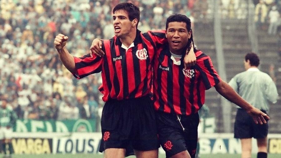 Paulo Rink e Oseas fizeram dupla famosa no Athletico Paranaense nos anos 90 - Reprodução/Athletico Paranaense