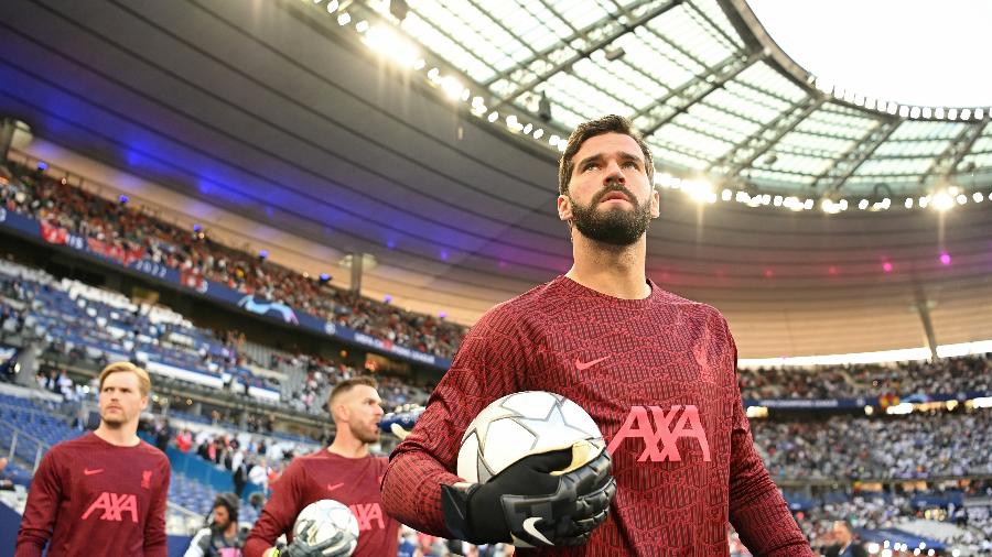 Alisson, goleiro do Liverpool, antes da final da Liga dos Campeões - Michael Regan - UEFA/UEFA via Getty Images