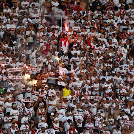 Atuação da equipe brasileira decepcionou torcedores que estiveram em Córdoba - Marcelo Endelli/Getty Images