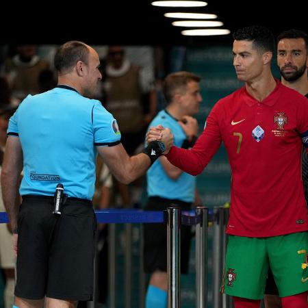 Saída de Cristiano Ronaldo do Real Madrid gera problema na