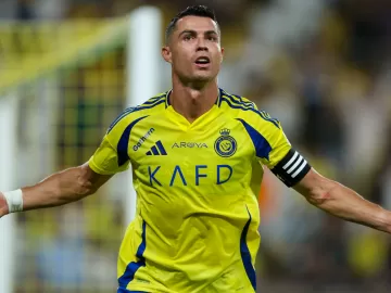 Cristiano Ronaldo estuda deixar o Al Nassr para conquistar títulos