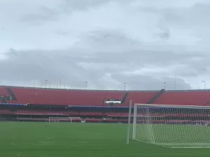 Fortes chuvas preocupam São Paulo por gramado para jogo contra Athletico-PR