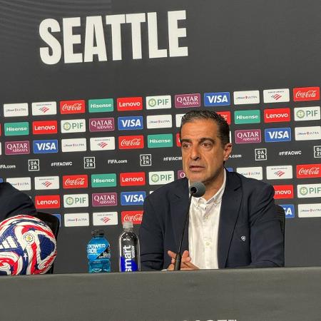 Renato Paiva, técnico do Botafogo, em coletiva antes de jogo no Mundial de Clubes
