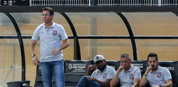 Linha dura, Loss se inspira em Mourinho e recusou Corinthians antes do bi