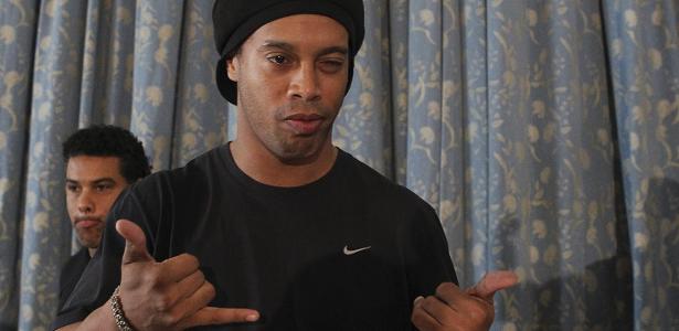 Ronaldinho alegou que o contratante não cumpriu contrato. Amistoso foi cancelado - REUTERS/Bruno Domingos