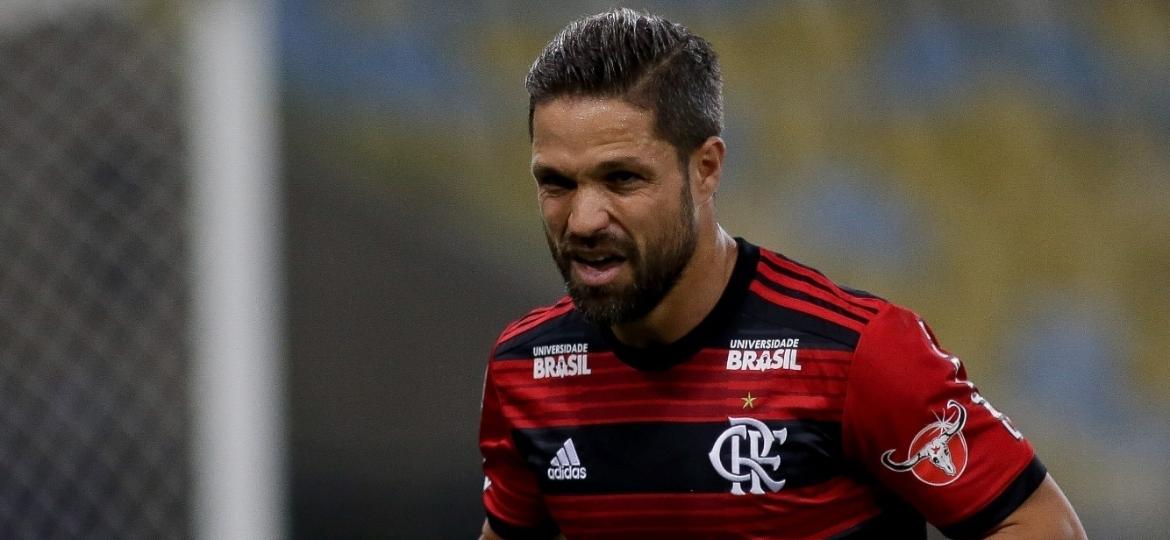Com futuro indefinido no Flamengo, meia Diego foi oferecido ao Santos. Pai do atleta fez o primeiro contato - Luciano Belford/AGIF
