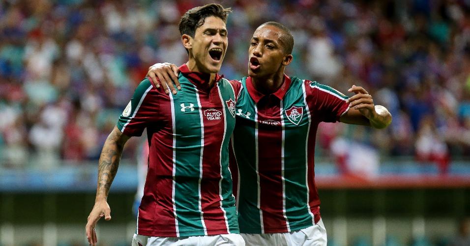 Pedro e João Pedro comemoram gol do Fluminense