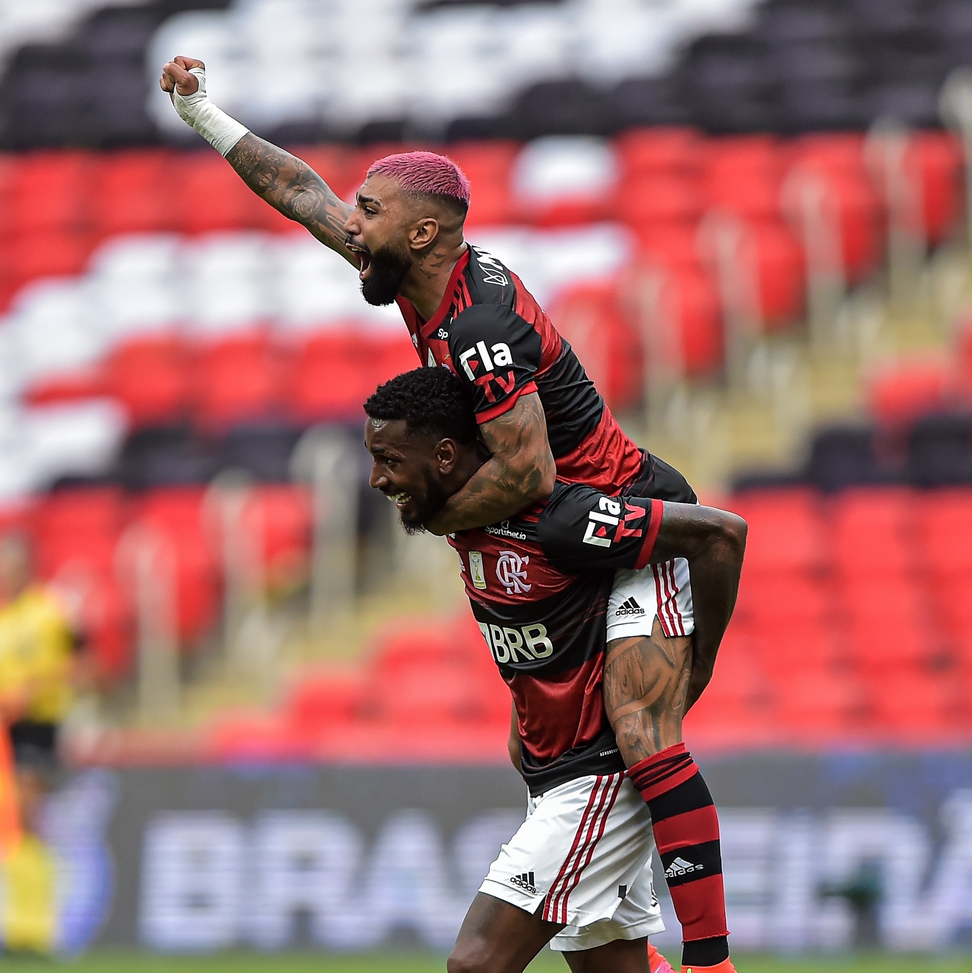 FERJ on X: PRA CIMA DELES Hoje, às 14h30, o @Flamengo, campeão