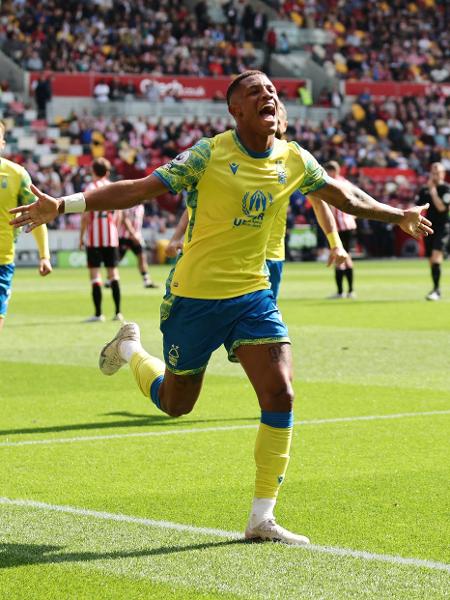 Danilo comemora gol pelo Nottingham Forest em derrota para o Brentford no Inglês - REUTERS/David Klein