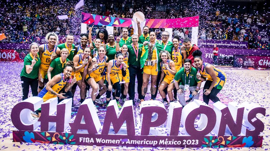 Brasil festeja o título da Copa América feminina de basquete