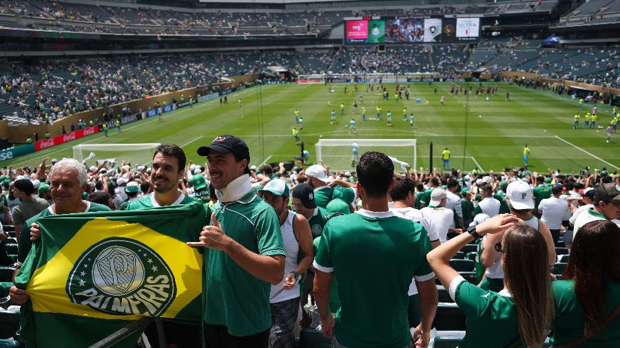Torcedores do Palmeiras no Lincoln Financial Field durante o Mundial Torcedores do Palmeiras no Lincoln Financial Field durante o Mundial
