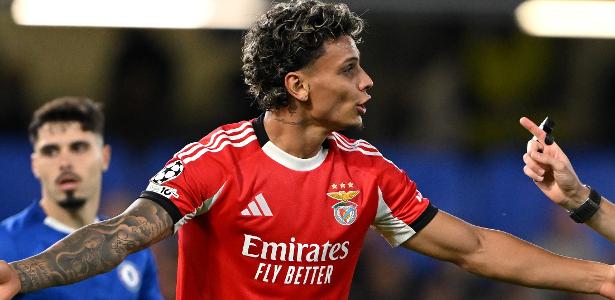 Ríos tem lesão no ombro e desfalca o Benfica por até um mês