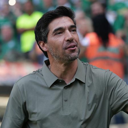 Abel Ferreira, técnico do Palmeiras, em jogo contra o Fortaleza, pela Copa do Brasil