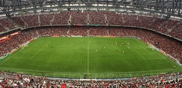 Jogos de Athletico-PR e Coritiba no Paranaense terão só mulheres e