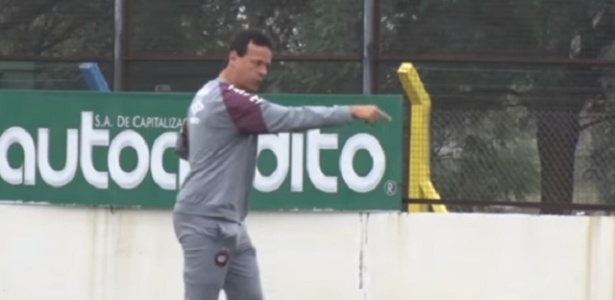 Diniz comanda treino na Argentina: Atlético espera abafa do Newell"s - Reprodução/TV CAP