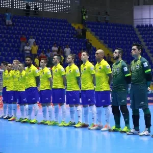 Confederação Brasileira de Futsal responde críticas e diz que Falcão  'esquece a própria história vitoriosa' - ESPN