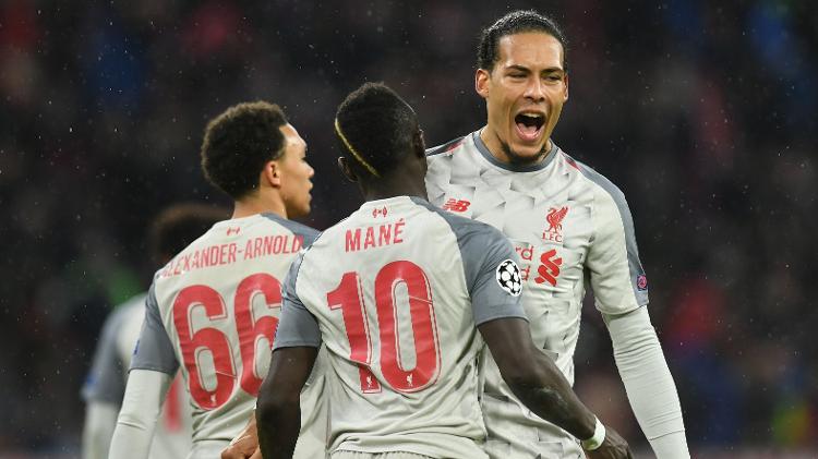 Van Dijk e Mané comemoram Liverpool - Christof Stache/AFP - Christof Stache/AFP