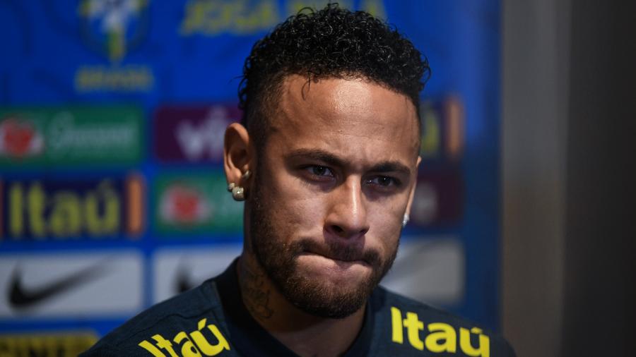 Neymar durante entrevista em coletiva de imprensa em Cingapura - Pedro Martins/Mowa Press
