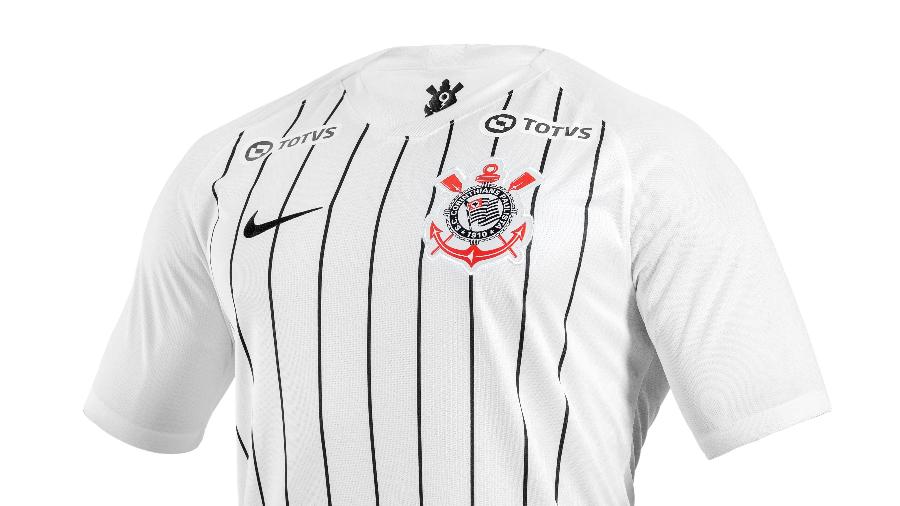 Camisa do Corinthians como novo patrocínio na região da omoplata. Empresa está no clube desde 2015 - Reprodução