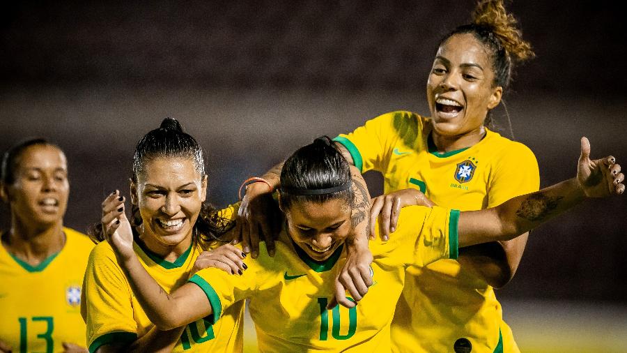 Time comandado pela técnica sueca Pia Sundhage superou outra vez o México, agora por 4 a 0, diante de 5.384 torcedores - MARCOS LIMONTI/ALTAPHOTO/ESTADÃO CONTEÚDO