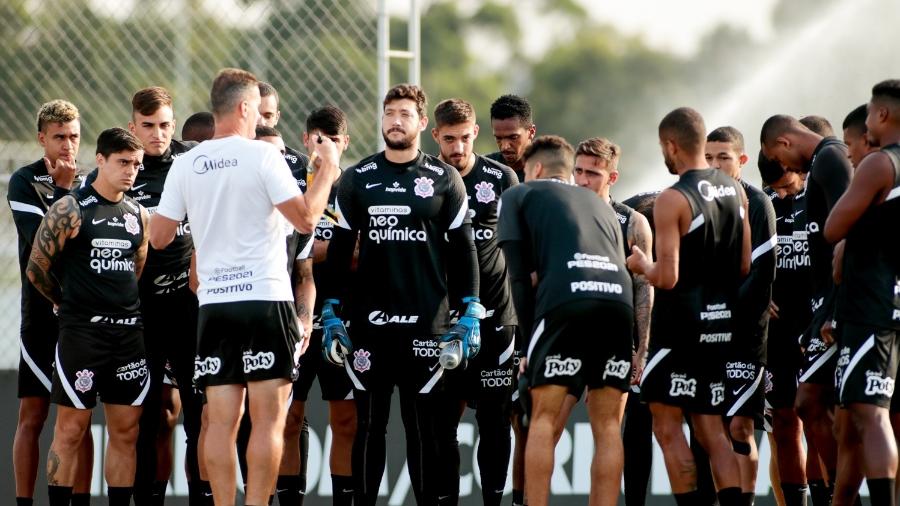 Vagner Mancini conversa com elenco em véspera do jogo do Corinthians  - Rodrigo Coca/ Ag. Corinthians 