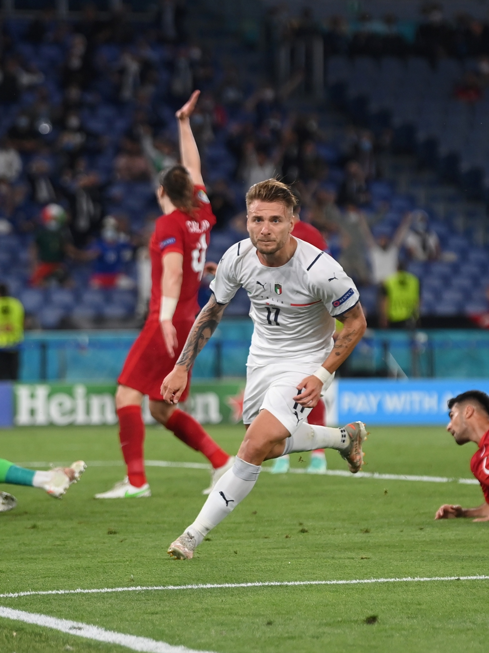 Turquia e Ucrânia se enfrentam hoje no futebol