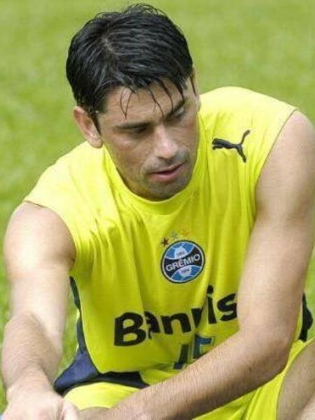 Patrício jogou pelo Grêmio em 2000, voltou e 2005 e ficou até o final de 2007 - Reprodução/Facebook