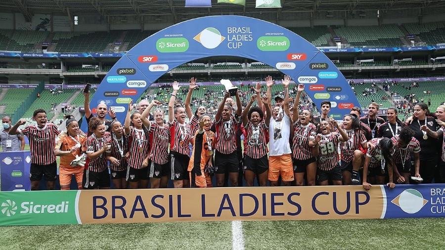 São Paulo foi campeão da 1ª Ladies Cup, torneio de futebol feminino com projeto aprovado pela LIE - Twitter/São Paulo Futebol Clube