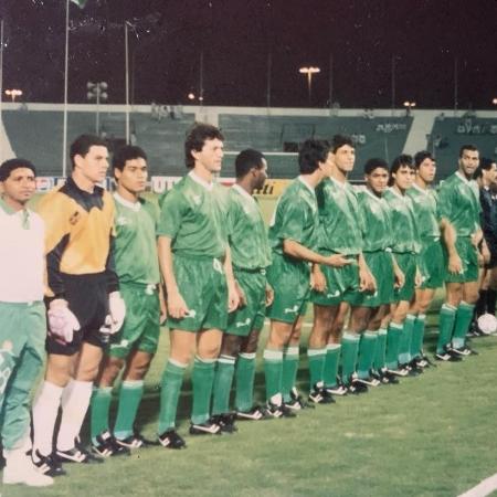 Fluminense em amistoso contra a seleção na Arábia Saudita, em 1992