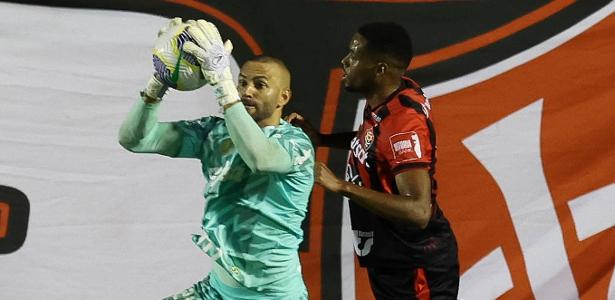 Destaque de Weverton e vitória do Palmeiras: análise detalhada através do Footstats.