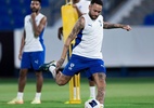 Neymar avança na recuperação e volta a treinar com time: 