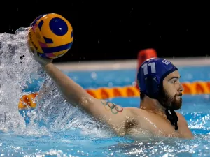 A saga do atleta do Brasil que fez bate-volta da Colômbia para votar no COB