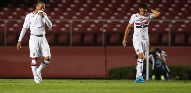 Luis Fabiano pode deixar o São Paulo no fim da atual temporada - Julia Chequer/Folhapress