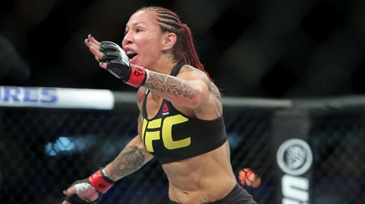 Cris Cyborg no UFC em Curitiba - Heuler Andrey/UOL - Heuler Andrey/UOL