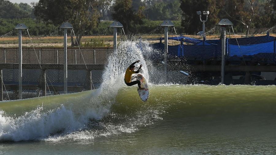 Gabriel Medina é o capitão do time brasileiro - AFP PHOTO / MARK RALSTON