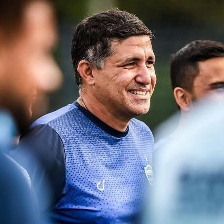 Eduardo Souza, técnico do Barra FC, renovou para 2026 Eduardo Souza, técnico do Barra FC, renovou para 2026