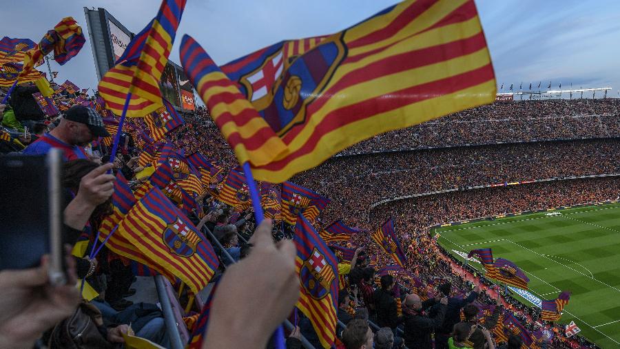 Torcida do Barcelona no Camp Nou - David Ramos/Getty Images