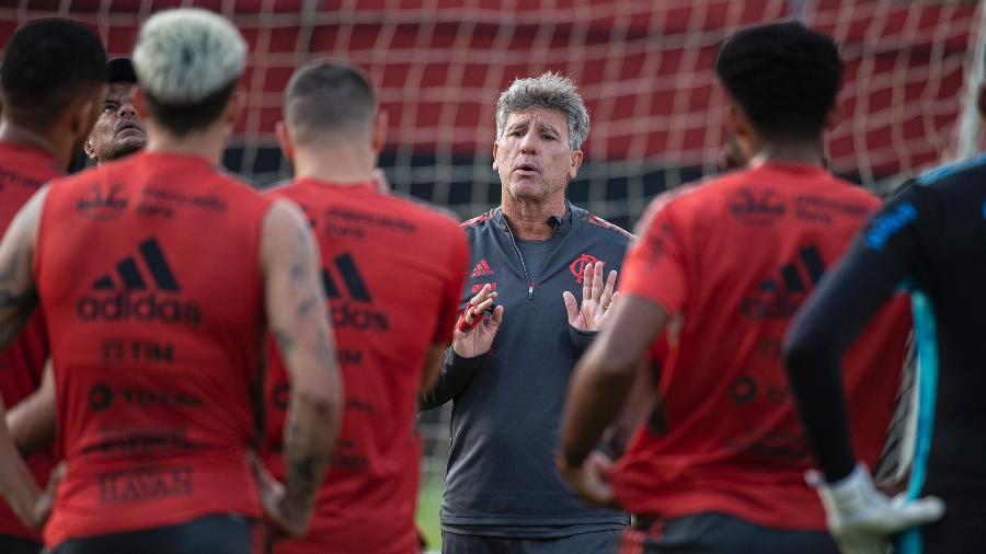 Técnico Renato Gaúcho conversa com o elenco do Flamengo - Alexandre Vidal / Flamengo