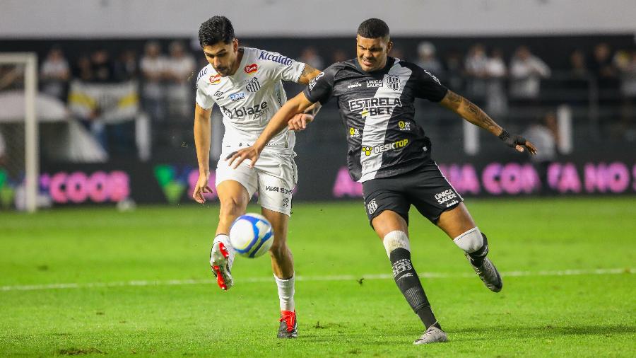 João Basso, do Santos, durante partida contra a Ponte Preta