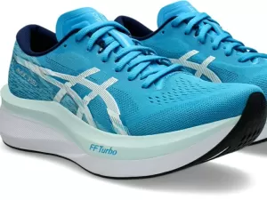 Asics lança tênis com reforço na entressola e nova placa de carbono