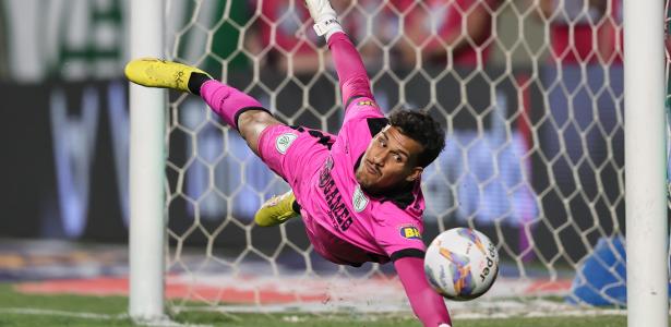 CRUZEIRO REAGE A AMEAÇAS! Clube se posiciona após ataques a jogadores e goleiro do América-MG!