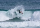 Mundial de Surfe: Filipinho perde no último minuto; Yago avança às quartas - Camila Othon/WSL