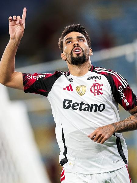 Lucas Paquetá chegou ao seu segundo título pelo Flamengo, ambos do Campeonato Carioca