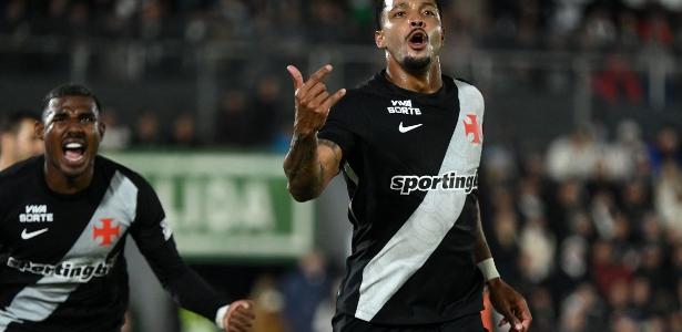 Vasco brilha no Paraguai