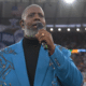 1&ordm; jogo da NFL no Rio tem P&eacute;ricles no hino e cantora 'quase brasileira'