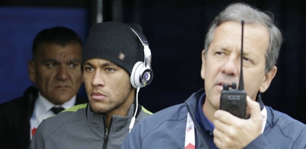 Neymar ainda tem mais duas partidas de suspensão a cumprir - REUTERS/Jorge Adorno