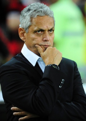 Reinaldo Rueda durante jogo do Flamengo contra o Botafogo - DHAVID NORMANDO/FUTURA PRESS/ESTADÃO CONTEÚDO - DHAVID NORMANDO/FUTURA PRESS/ESTADÃO CONTEÚDO