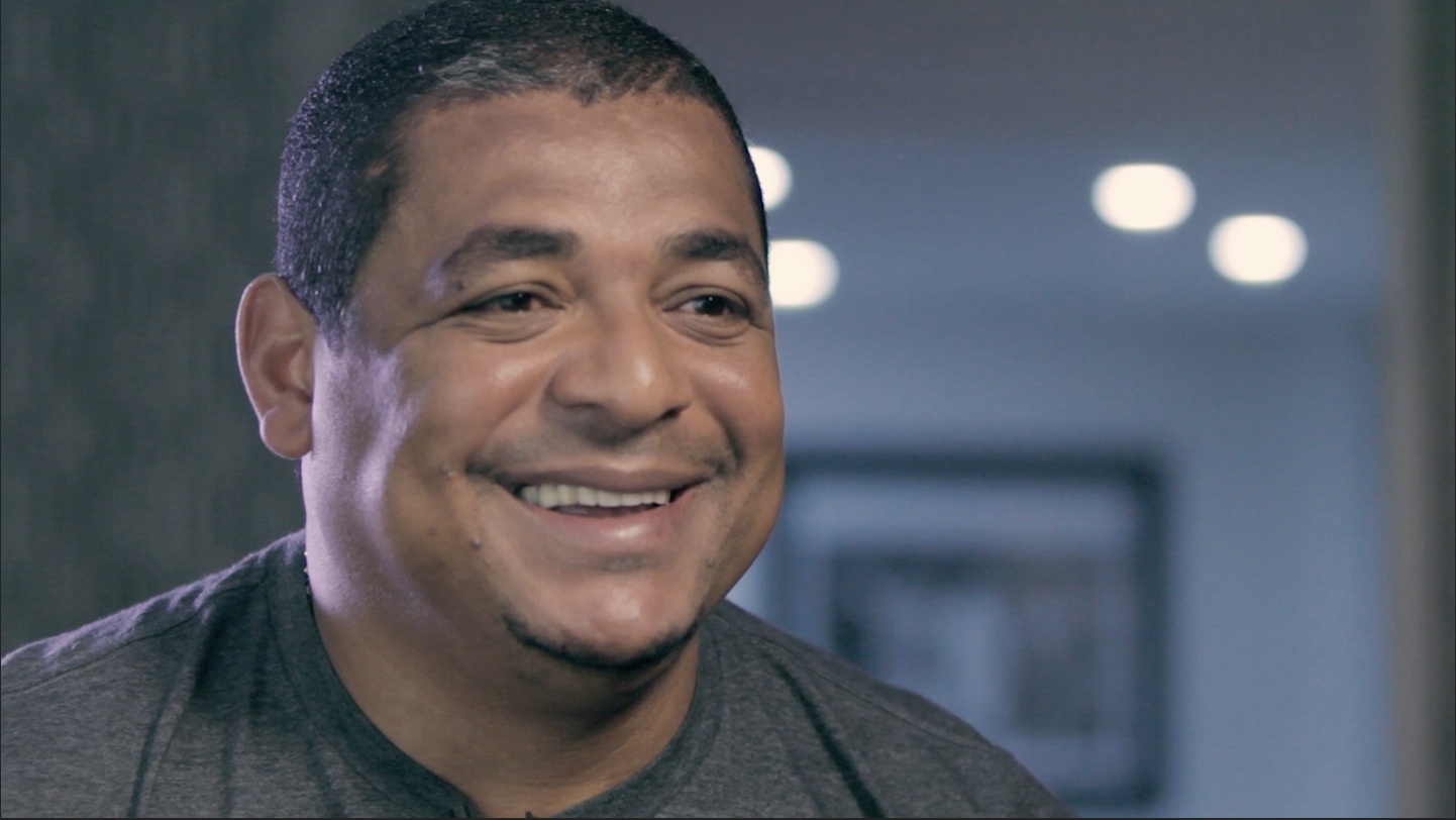 vampeta-em-entrevista-ao-esporteponto-final-1522269427963_1442x812.jpg