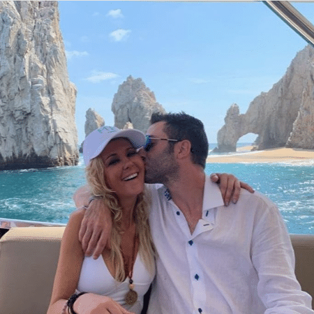 Tara Reid posa ao lado de seu novo amor no Instagram - Reprodução/Instagram